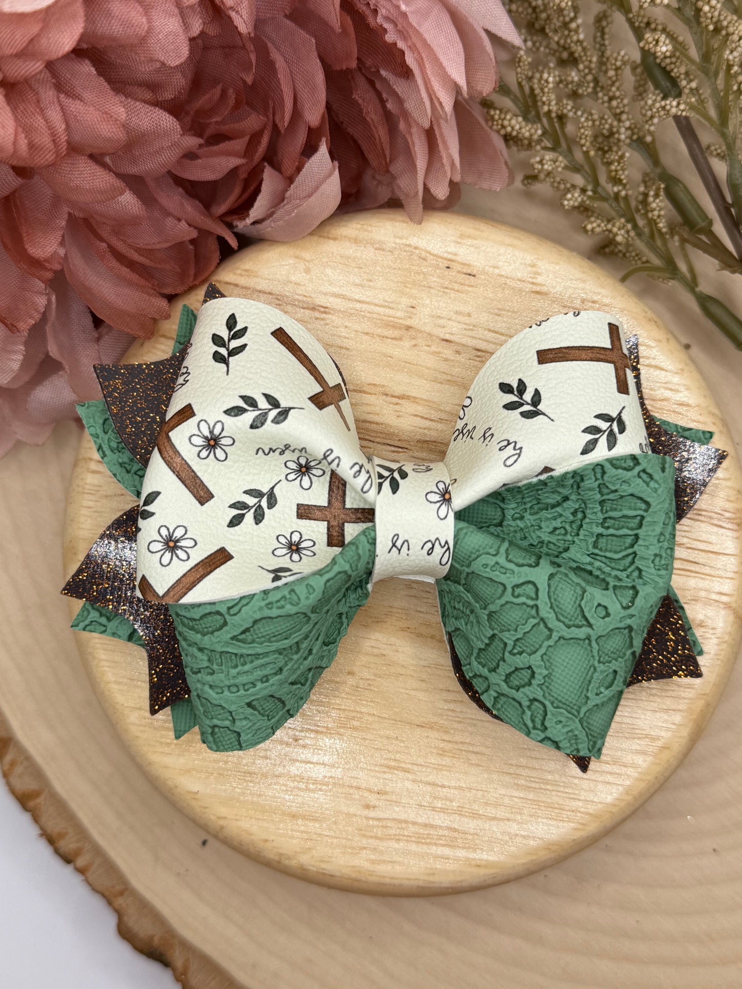 Cross Twisty Twirl Bow