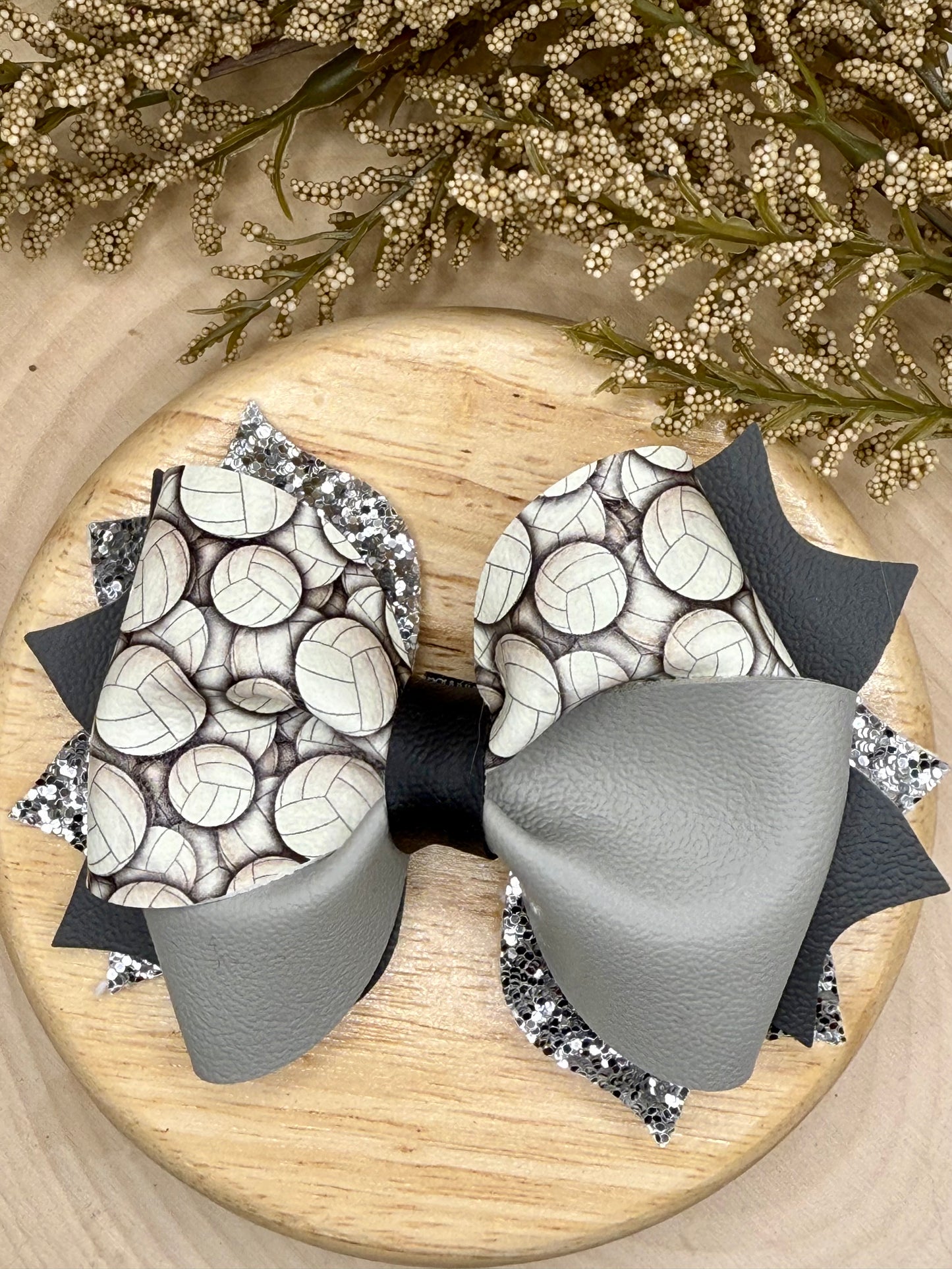 Volleyball Twisty Twirl Bow