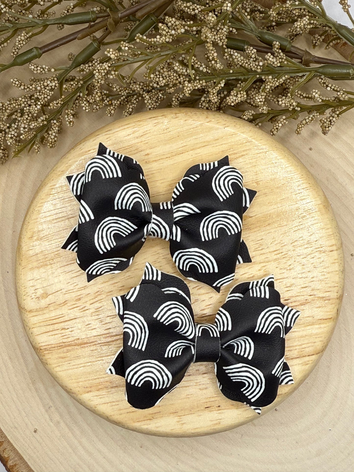 Small Poppy Black Rainbow Piggies