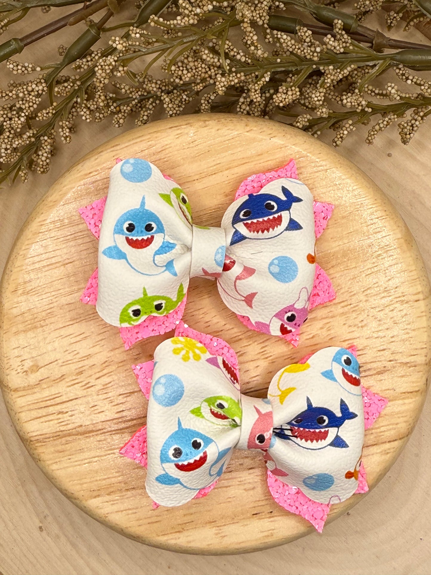 Small Poppy Shark Family Piggies