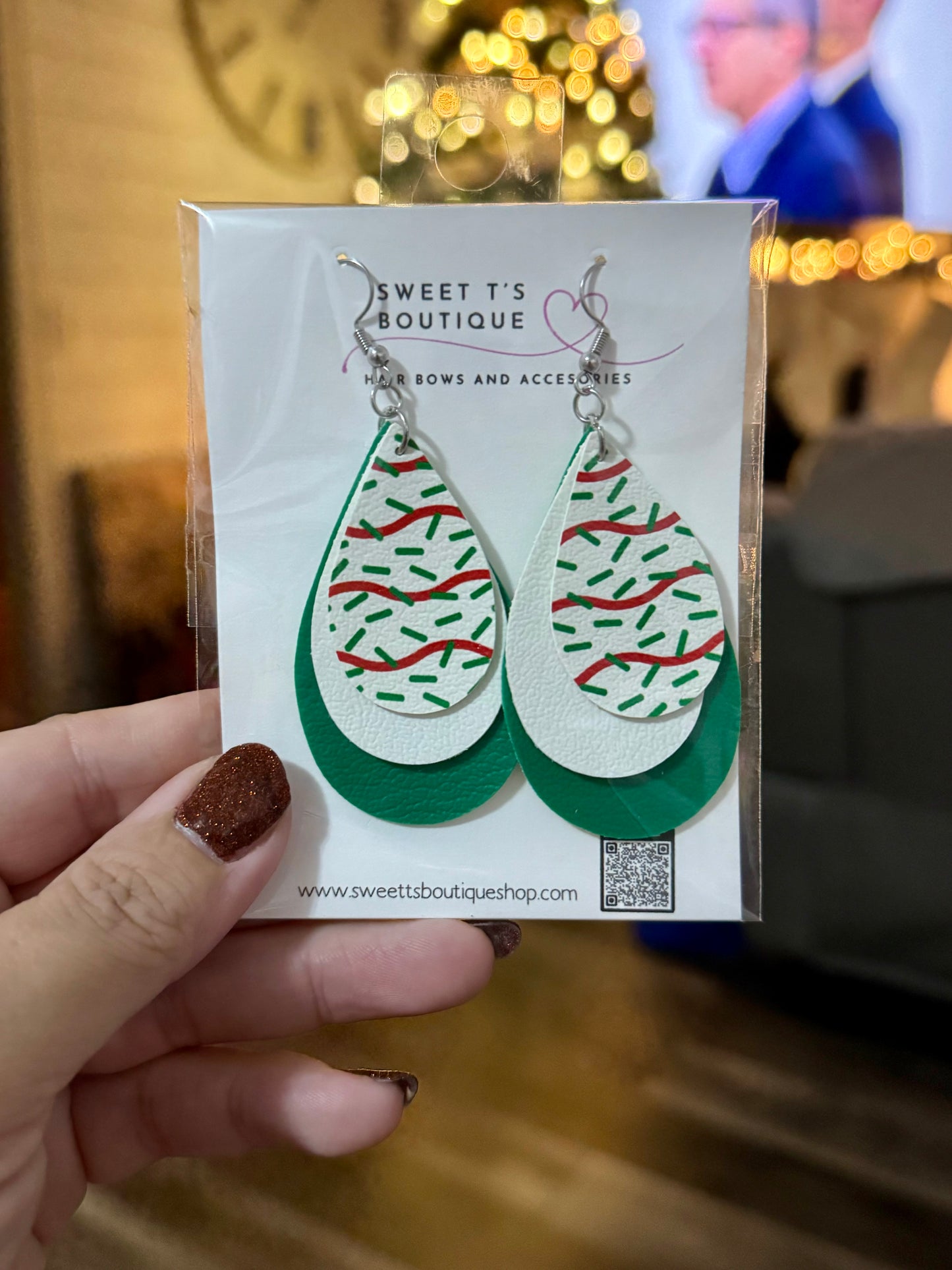 Green Christmas Tree Teardrop Earrings