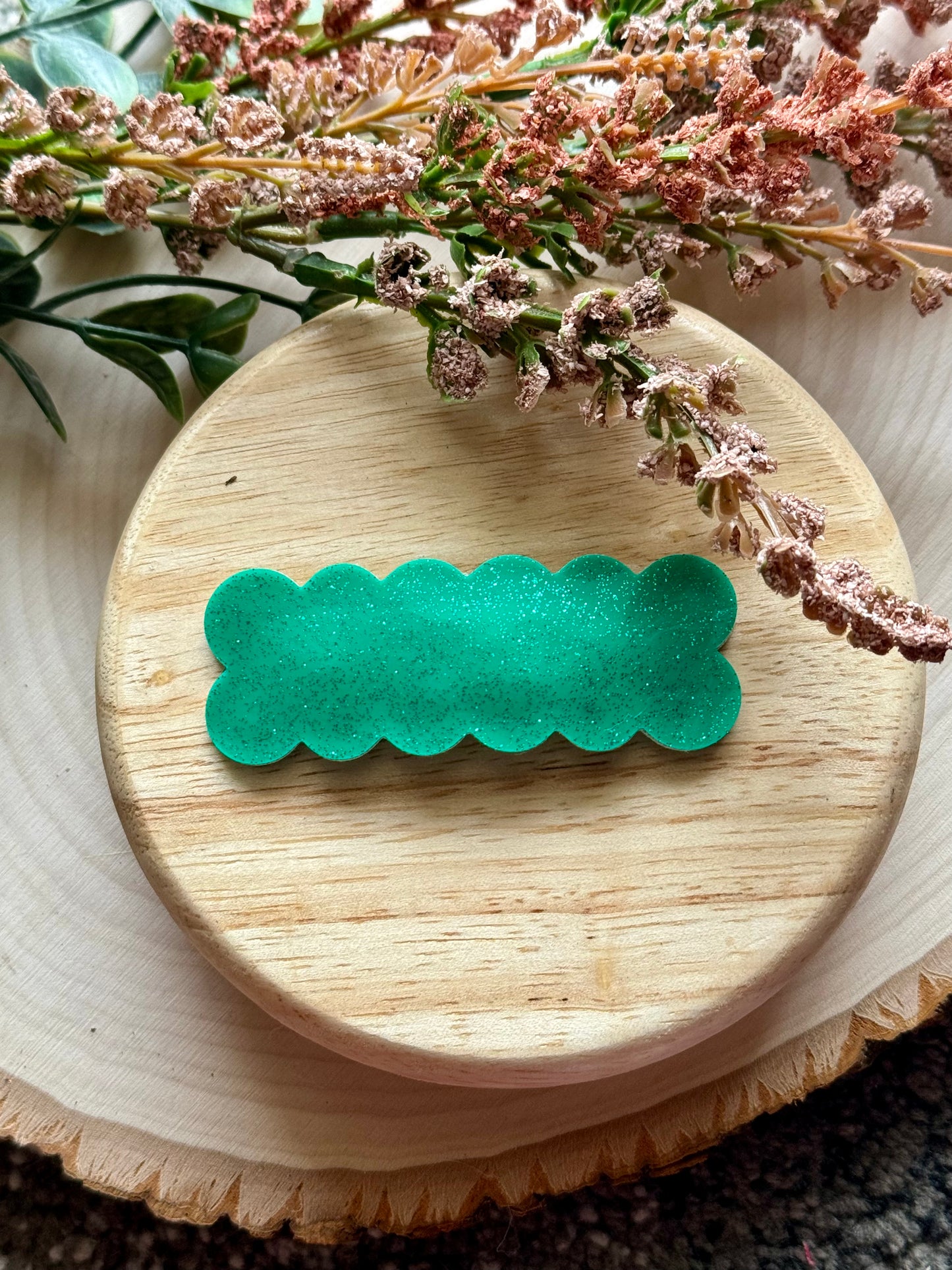 Single Green Shimmer Clip