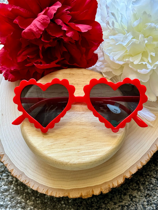 Red Heart Scalloped Sunnies