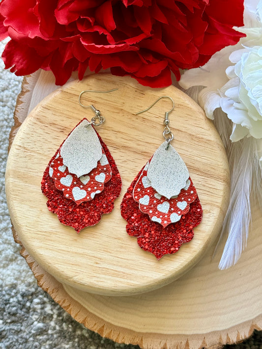 White Heart Scalloped Earrings