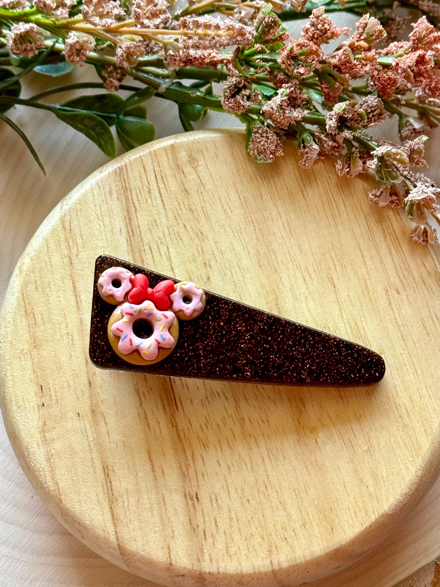 Donut Ear Resin Clip