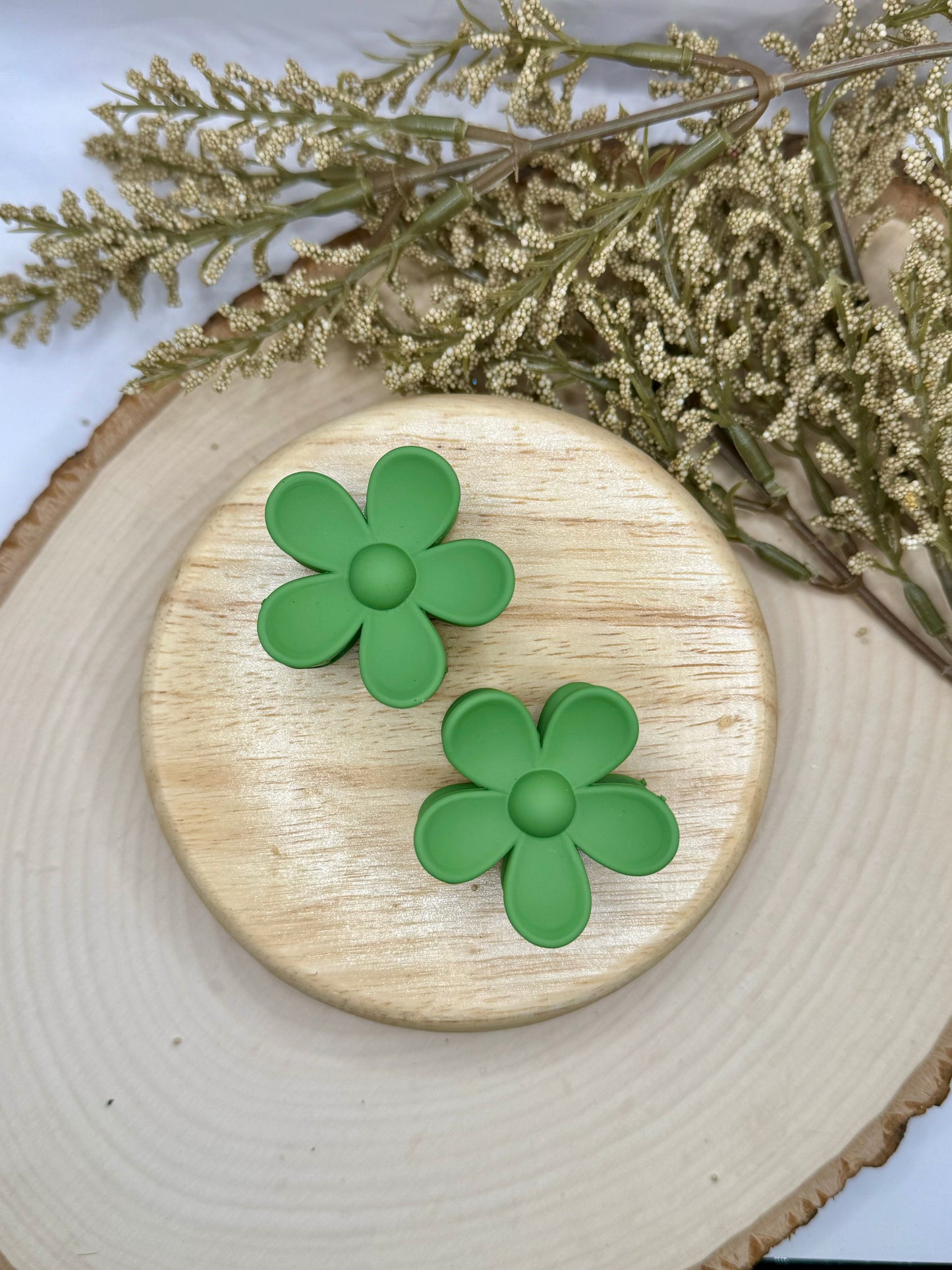 Mini Green Flower Claw Clip