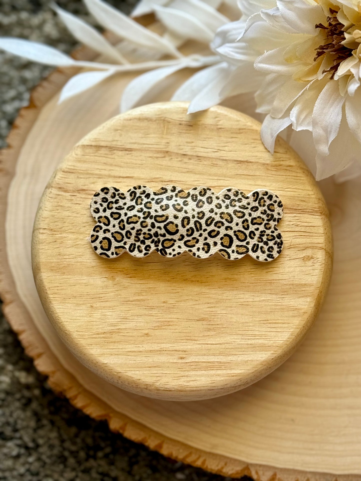 Single Cheetah Print Clip