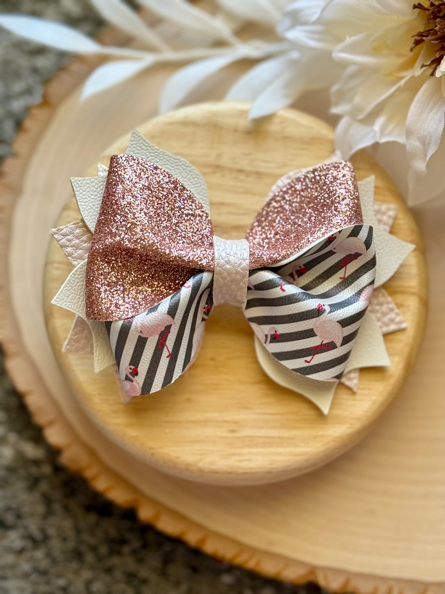 Flamingo Twisty Twirl Bow