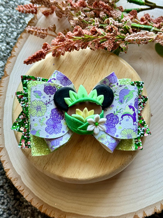 Frog Princess Clay Bow