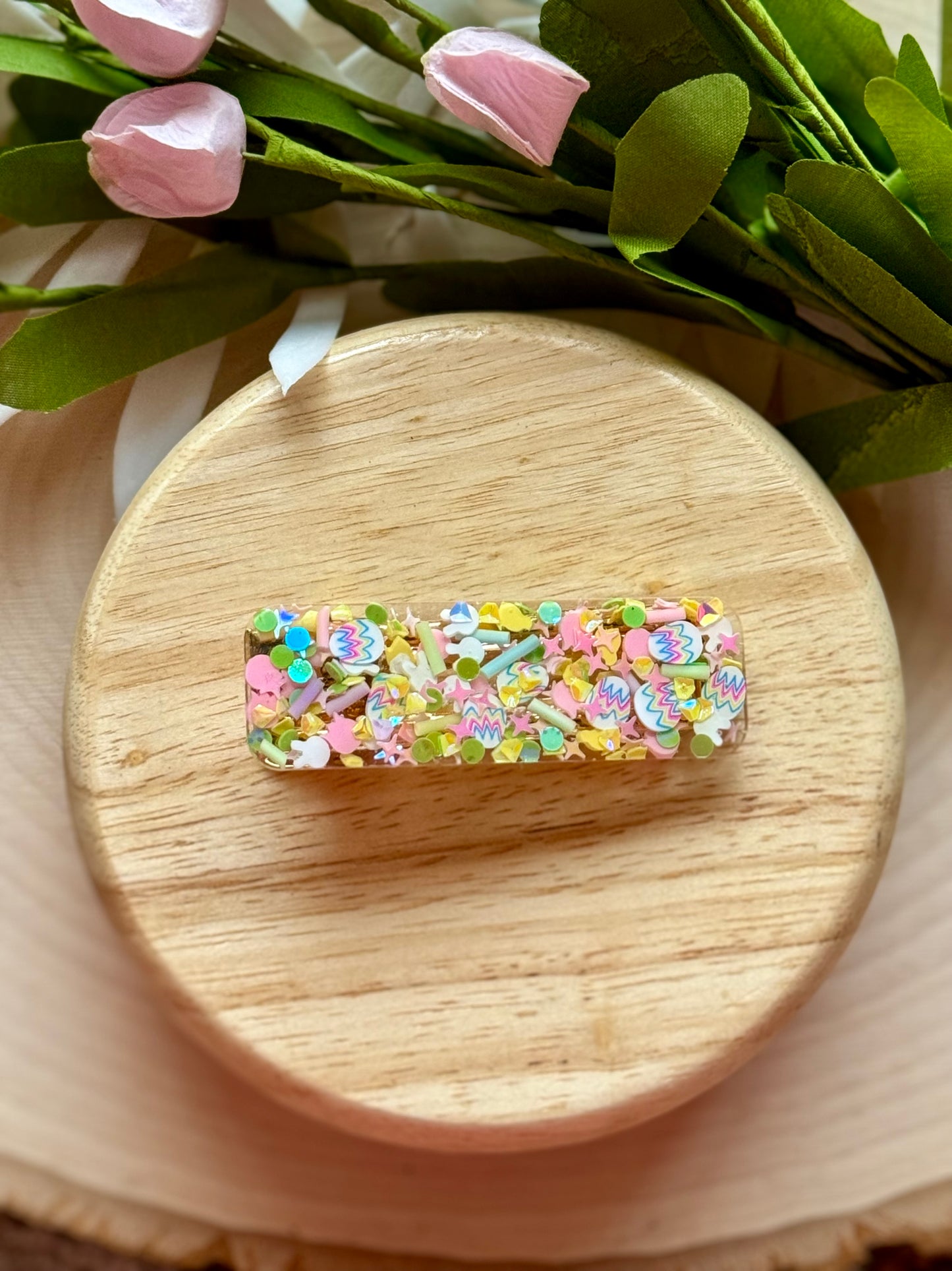 Spring Bunny Resin Clip