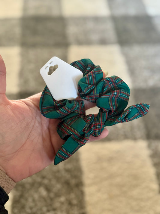 Green Christmas Plaid Scrunchie