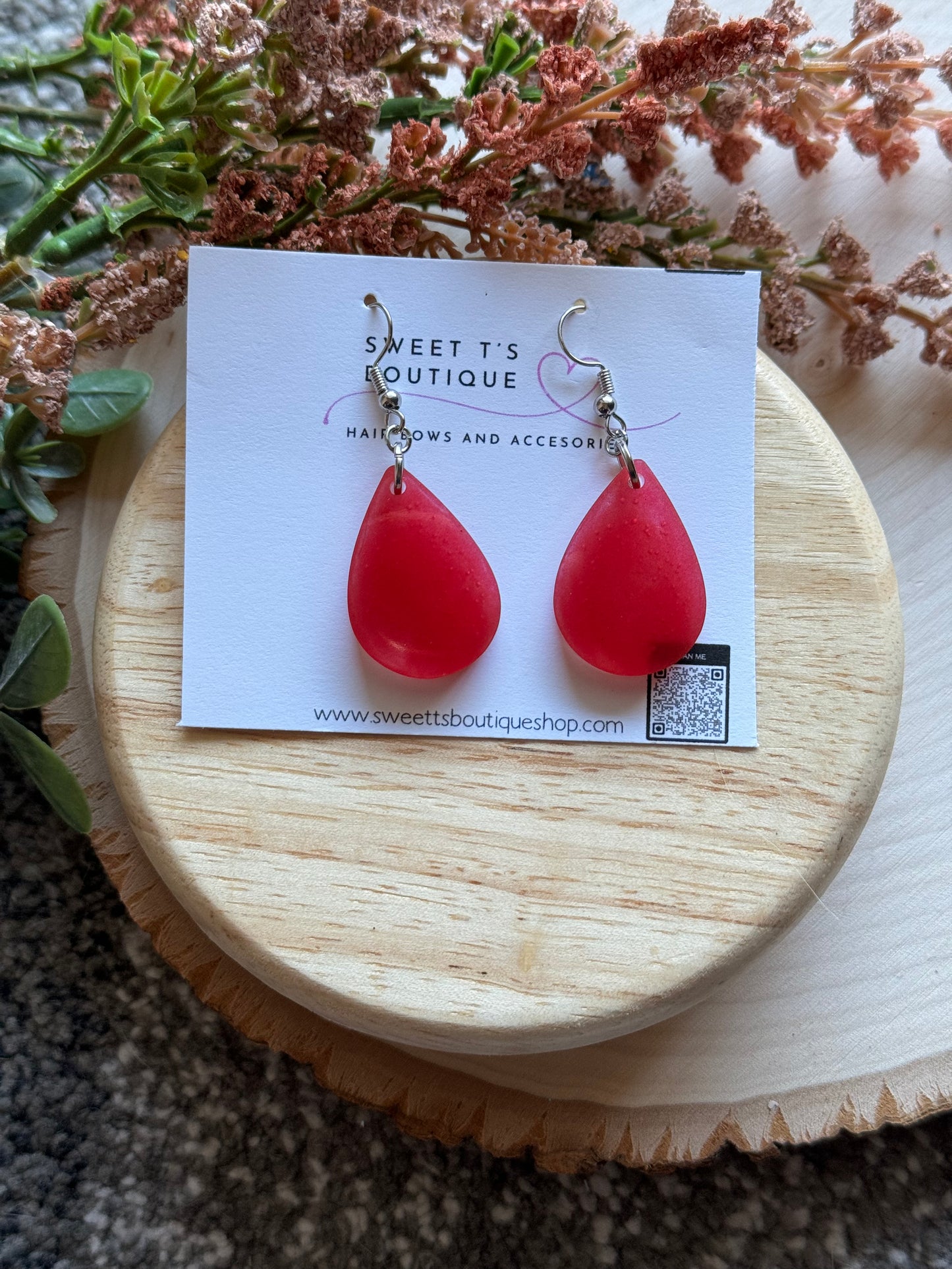 Oopsie Mini Teardrop Resin Earrings