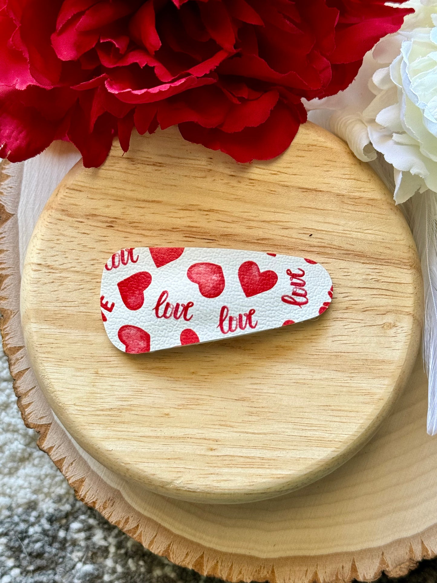 Single Love Heart Clip