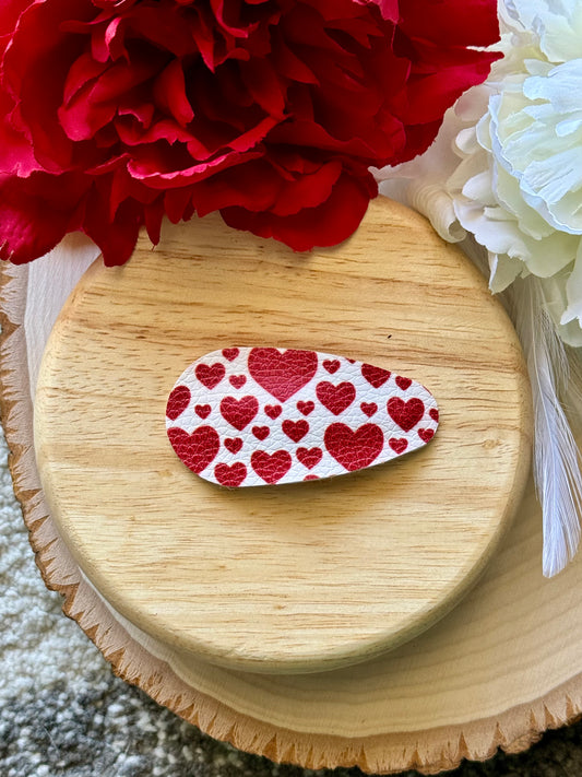 Single Red Hearts Clip