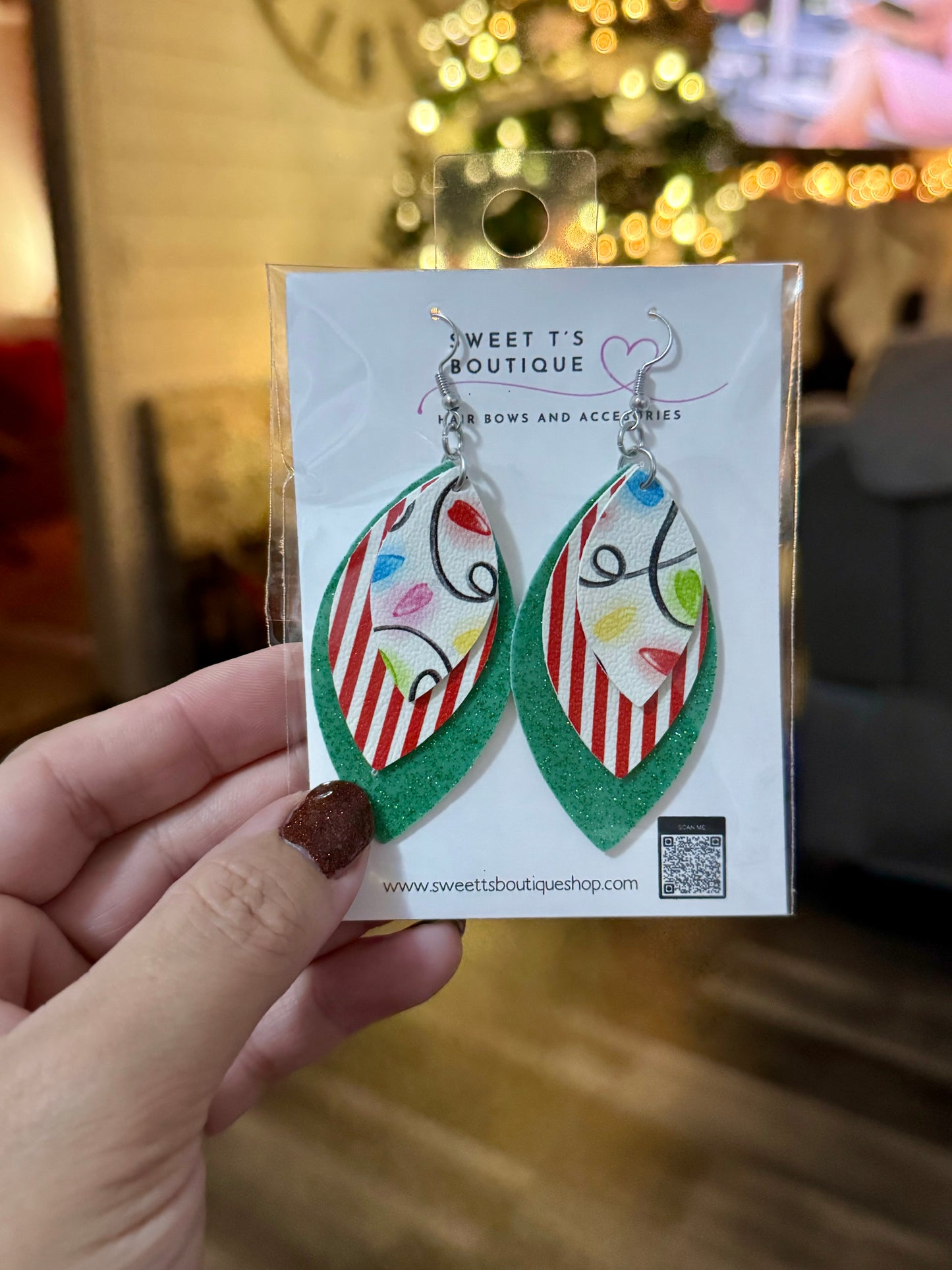 Christmas Light Leaf Earrings