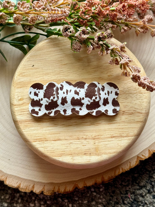 Single Brown Cow Print Clip