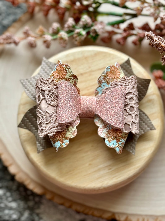 Floral Lace Sassafras Bow