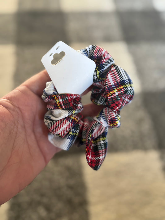 Christmas Plaid Scrunchie