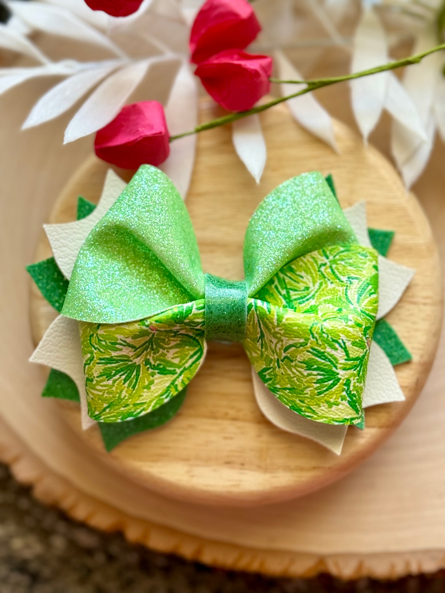 Green Tropical Twisty Twirl Bow