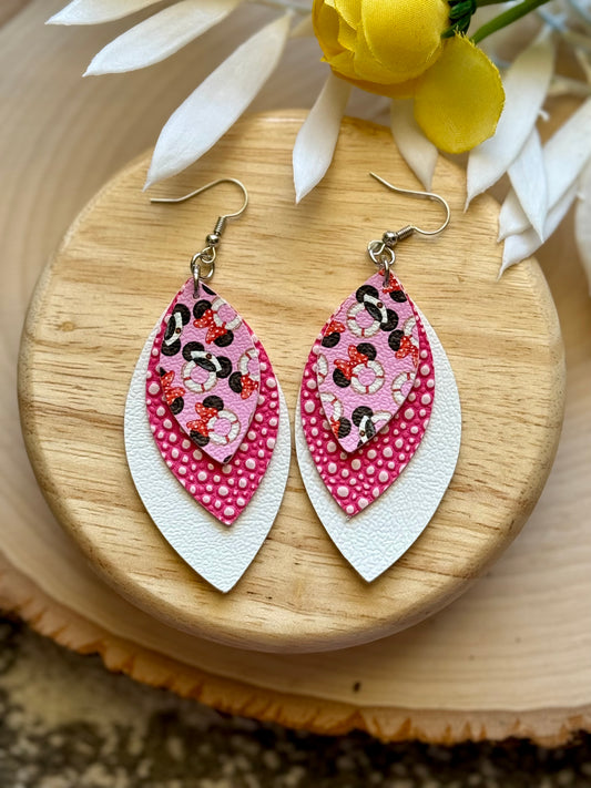 Pink Mouse Cruise Leaf Earrings